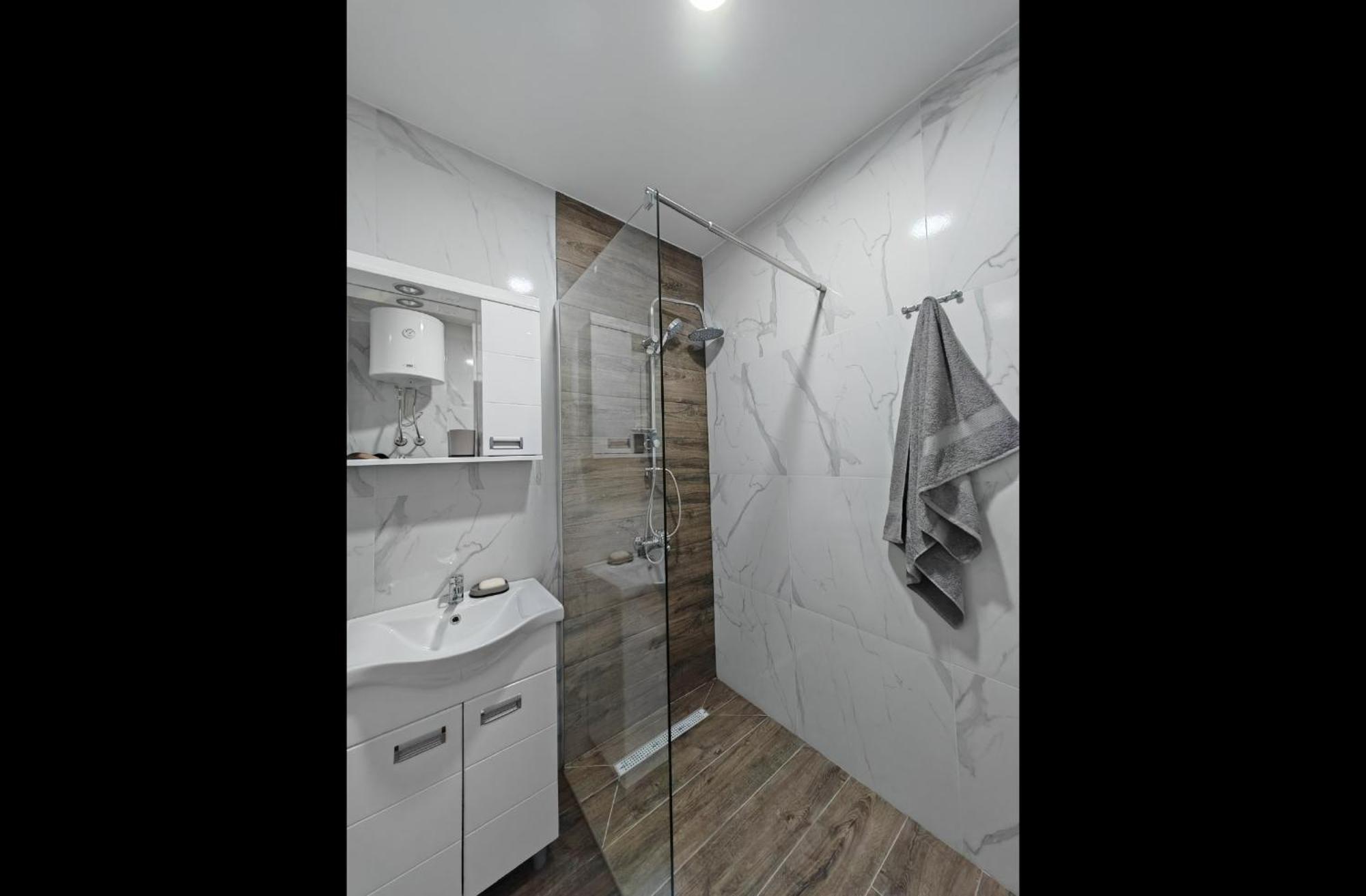 Imperial Appartement Veliko Gradište Buitenkant foto