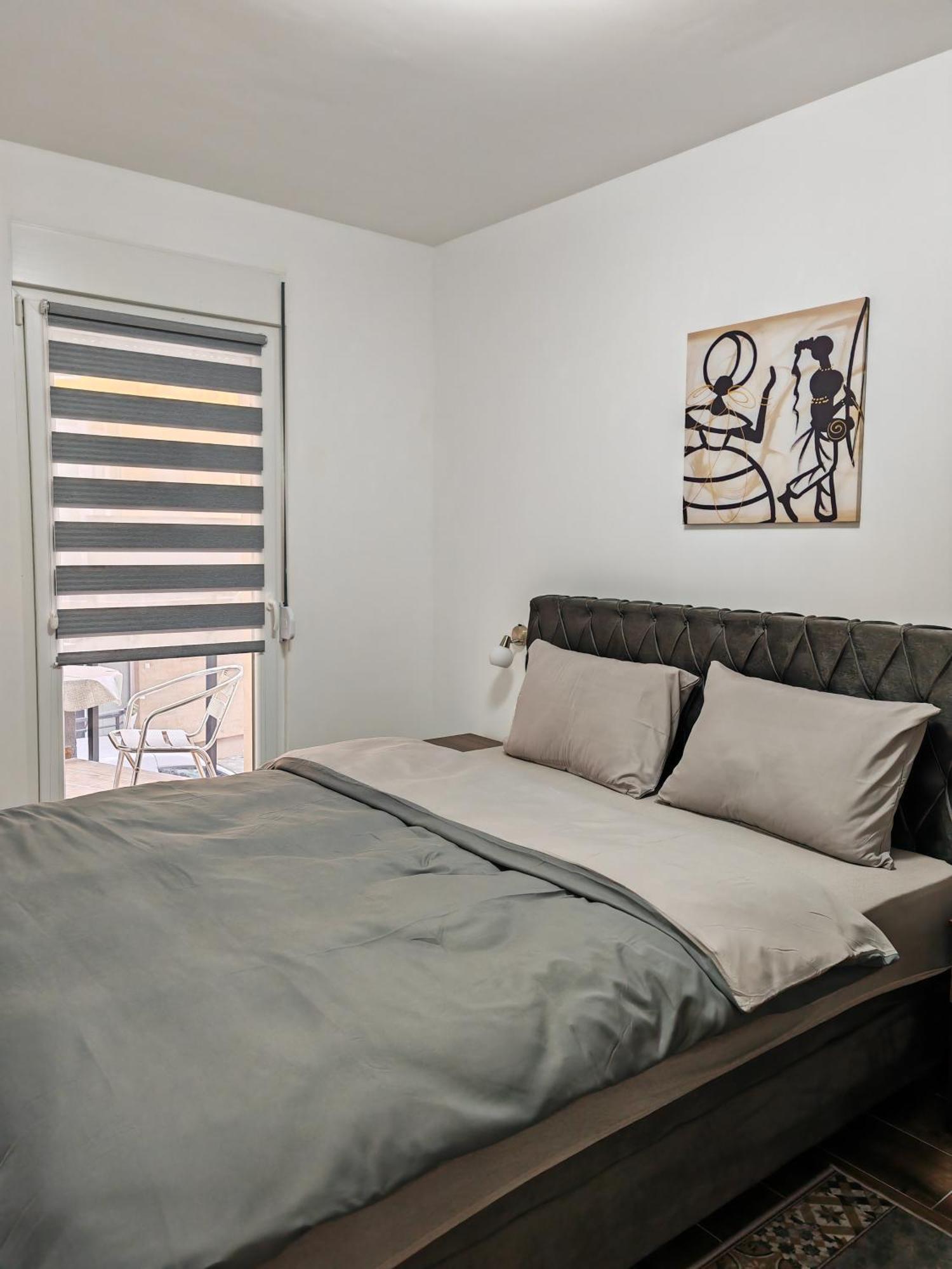 Imperial Appartement Veliko Gradište Buitenkant foto