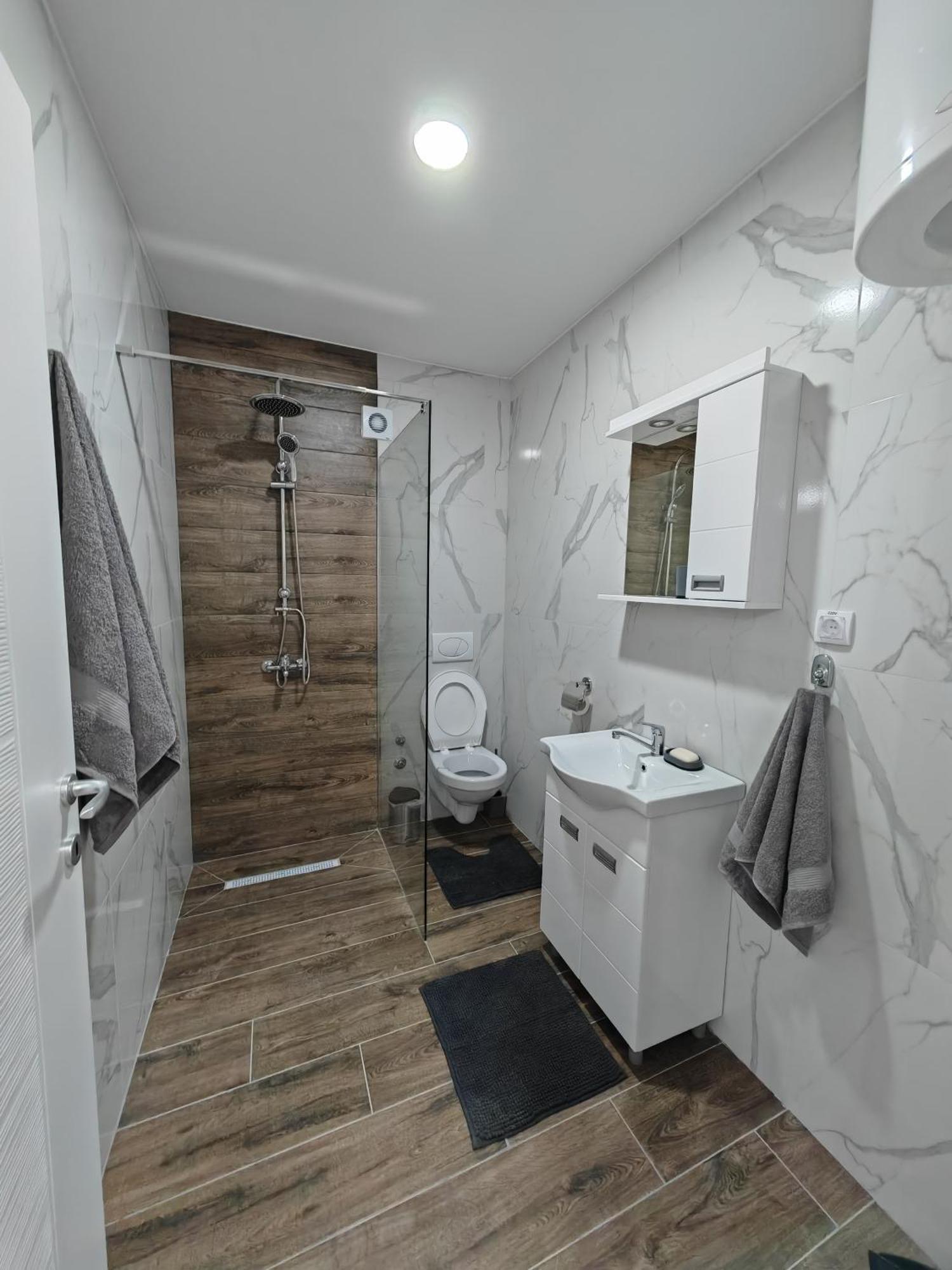 Imperial Appartement Veliko Gradište Buitenkant foto