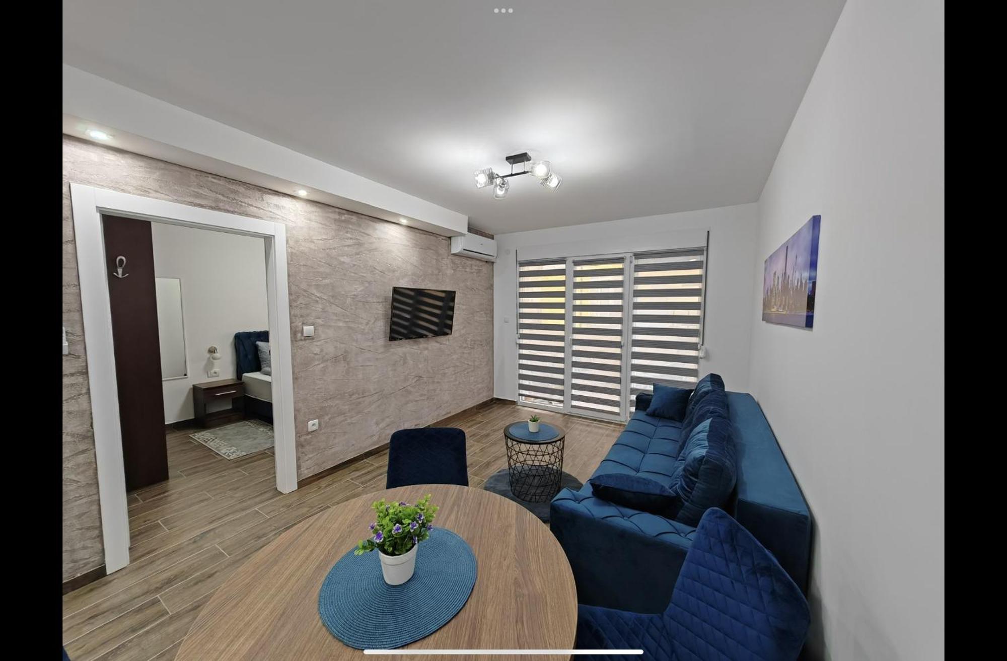 Imperial Appartement Veliko Gradište Buitenkant foto